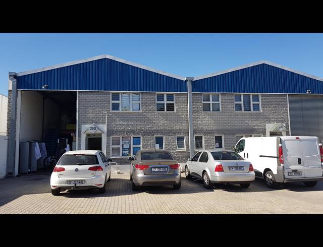 554M² FACTORY TO LET IN SAXON INDUSTRIAL